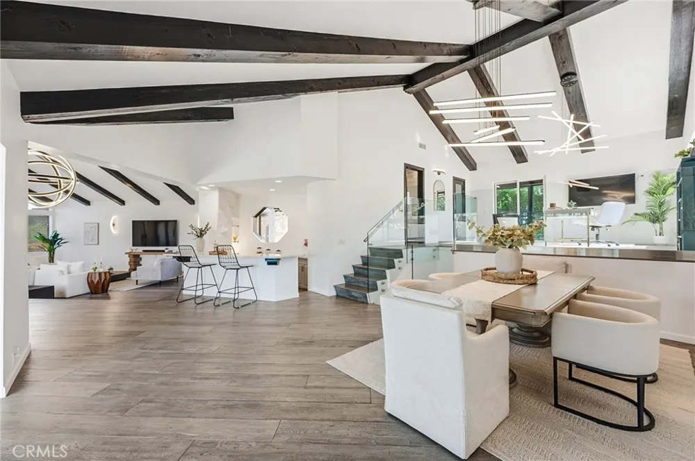 31673 Foxfield Westlake Village, CA 91361