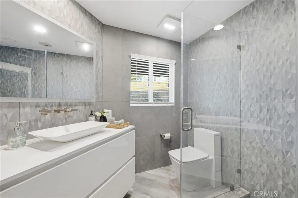 31673 Foxfield Westlake Village, CA 91361
