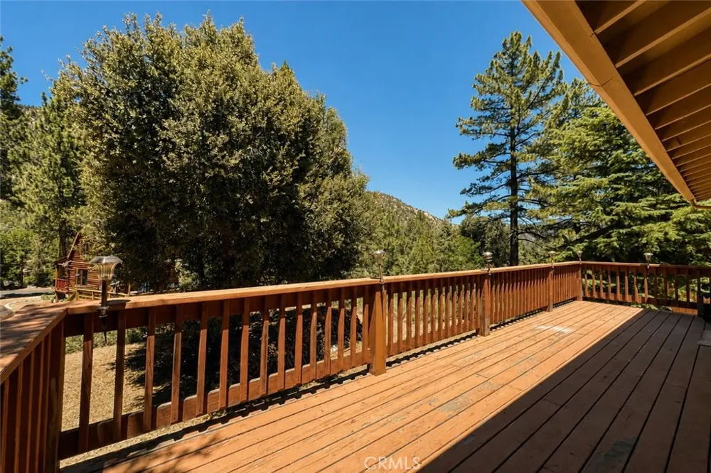 16001 Mil Potrero Highway Pine Mountain Club, CA 93222