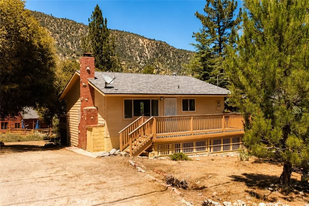 16001 Mil Potrero Highway Pine Mountain Club, CA 93222
