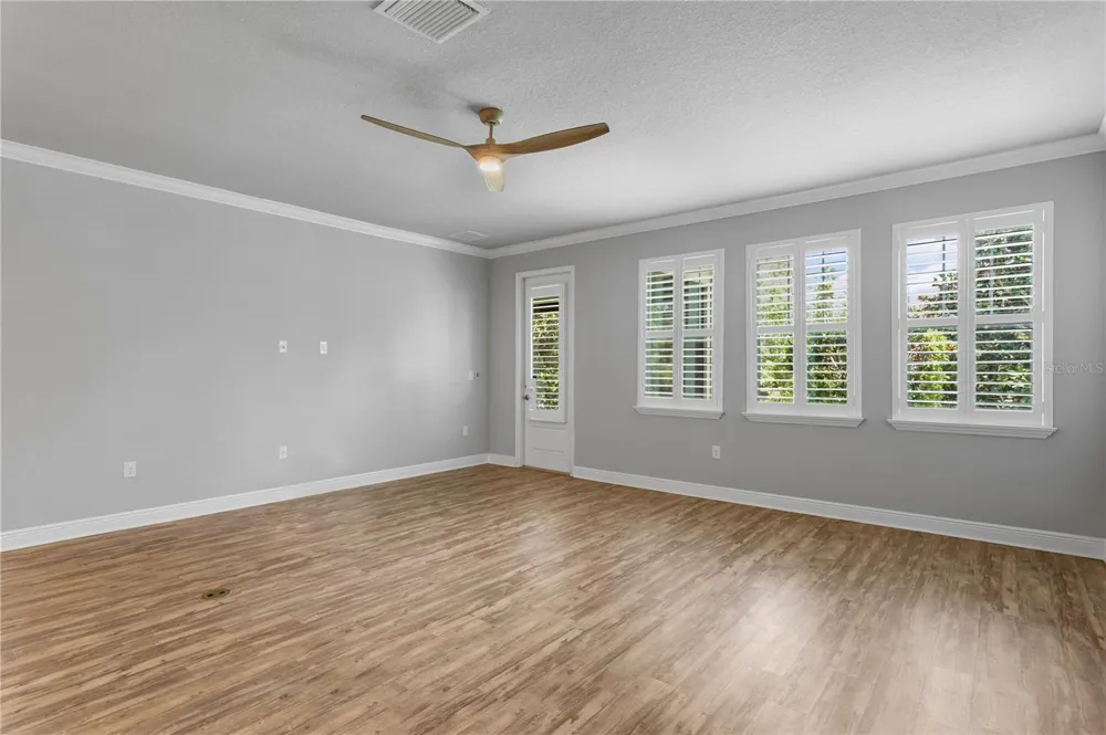 602 OZONA VILLAGE DRIVE Palm Harbor, FL 34683