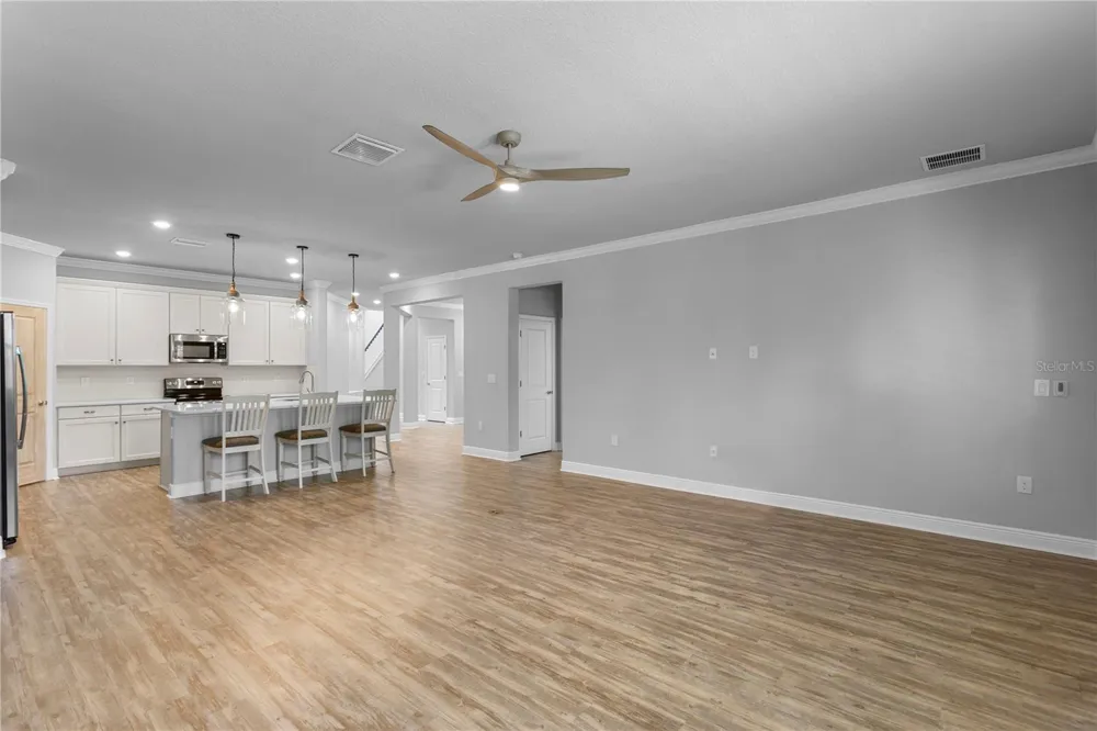 602 OZONA VILLAGE DRIVE Palm Harbor, FL 34683