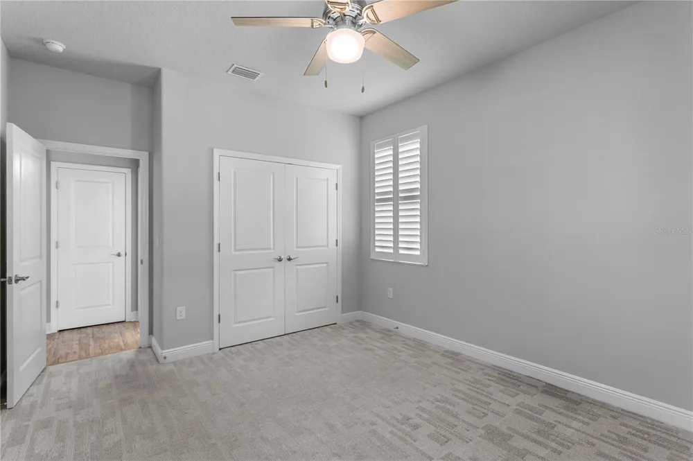 602 OZONA VILLAGE DRIVE Palm Harbor, FL 34683