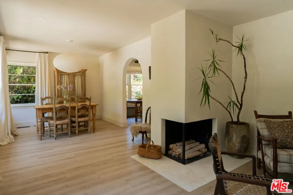 8412 Oswego Street Sunland, CA 91040