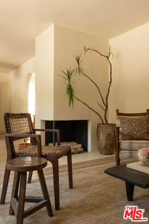 8412 Oswego Street Sunland, CA 91040
