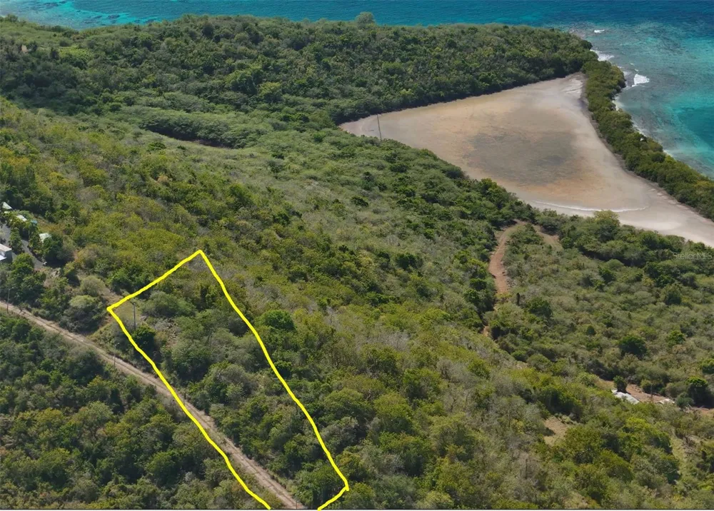 3a BARRIO FLAMENCO TAMARINDO BEACH Culebra, PR 00775
