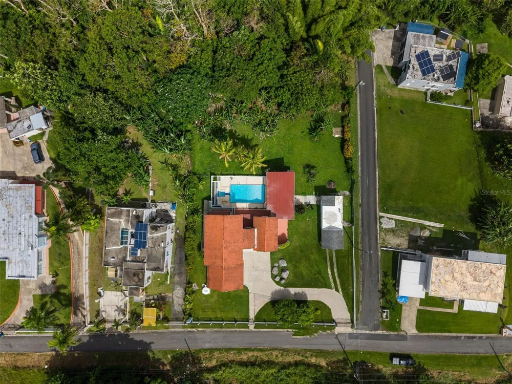 151 ALTURAS TEJAS Las Piedras, PR 00771