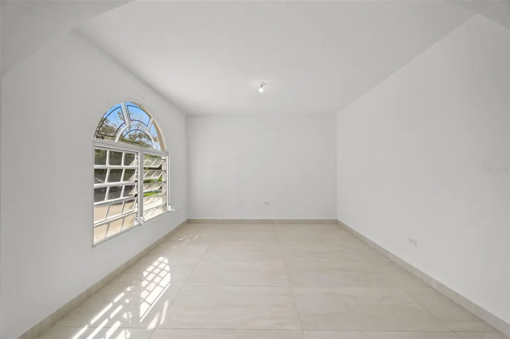 151 ALTURAS TEJAS Las Piedras, PR 00771