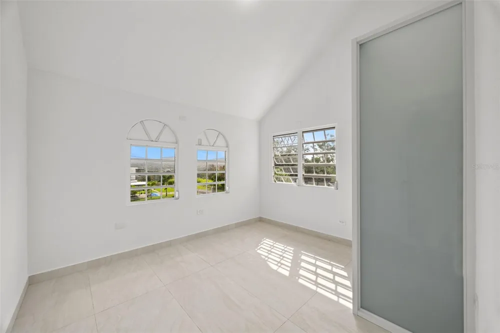 151 ALTURAS TEJAS Las Piedras, PR 00771