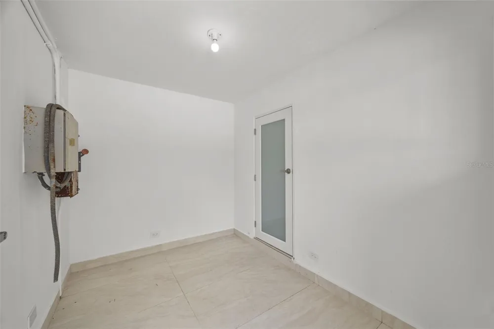 151 ALTURAS TEJAS Las Piedras, PR 00771