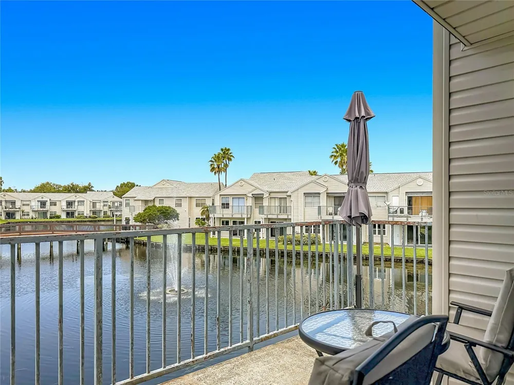 2504 WOODGATE BOULEVARD #203 Orlando, FL 32822