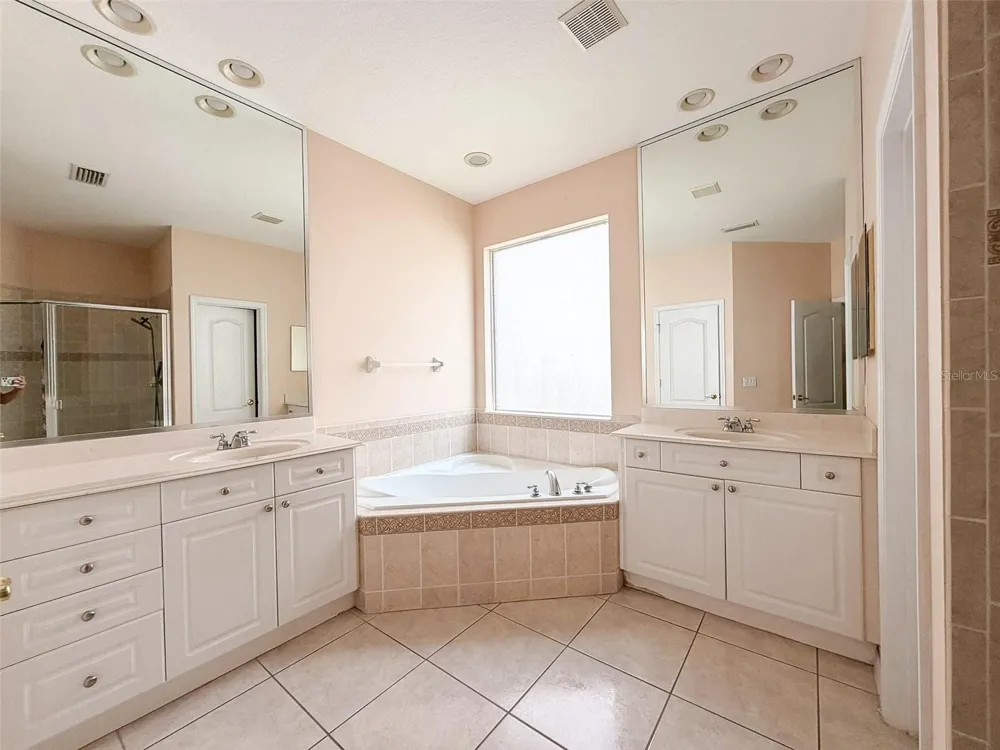 12947 RUNSWICK AVENUE Windermere, FL 34786