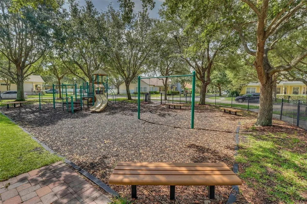12947 RUNSWICK AVENUE Windermere, FL 34786