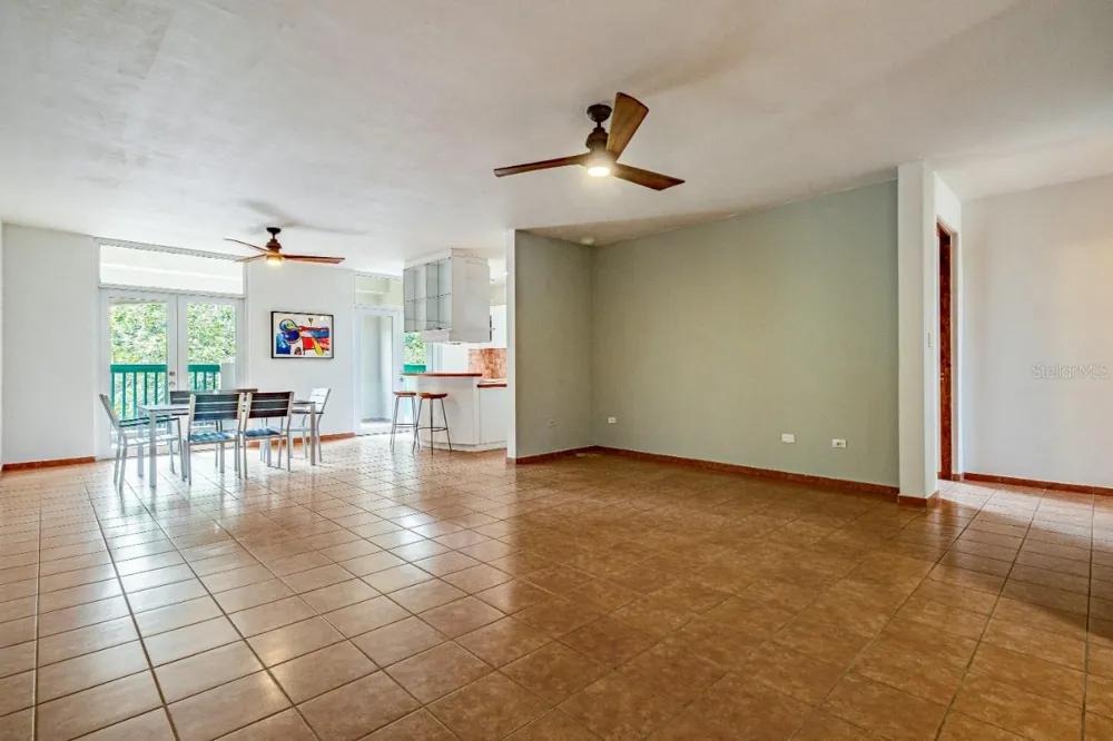 693 NCV #324 Vega Alta, PR 00692