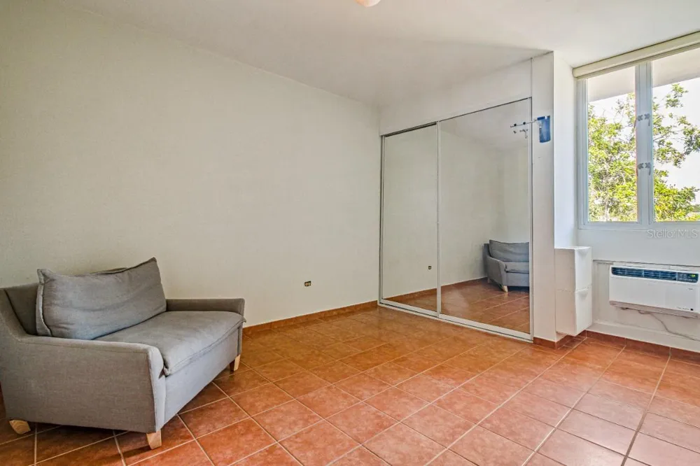 693 NCV #324 Vega Alta, PR 00692