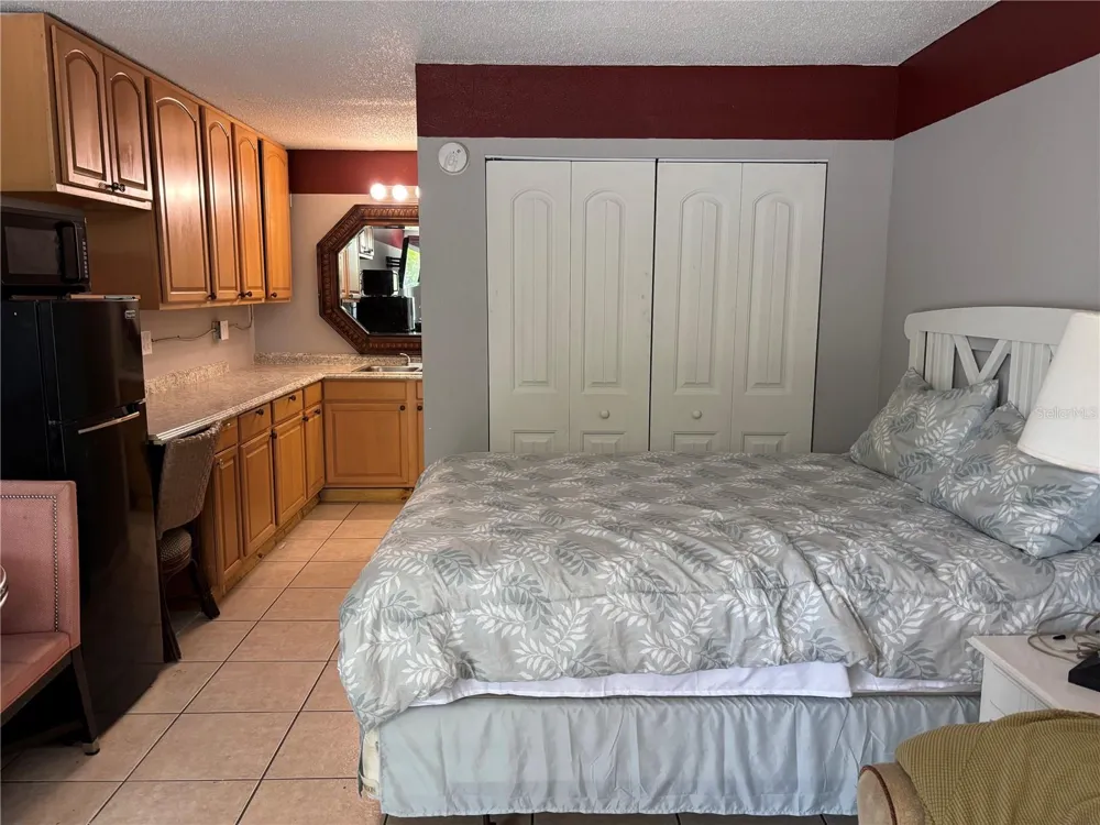 7900 S ORANGE BLOSSOM TRAIL #2009 Orlando, FL 32809