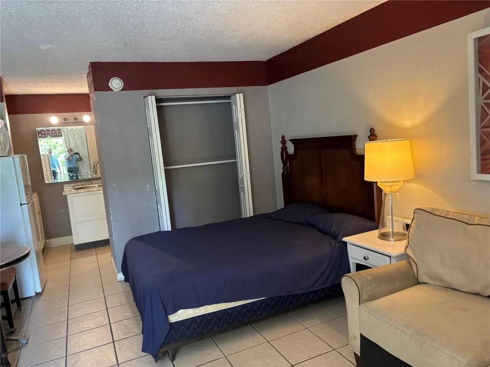 7900 S ORANGE BLOSSOM TRAIL #2009 Orlando, FL 32809