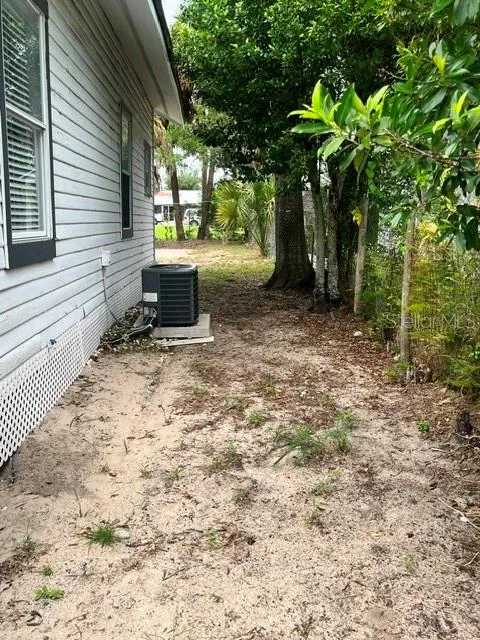 118 W STUART AVENUE Lake Wales, FL 33853