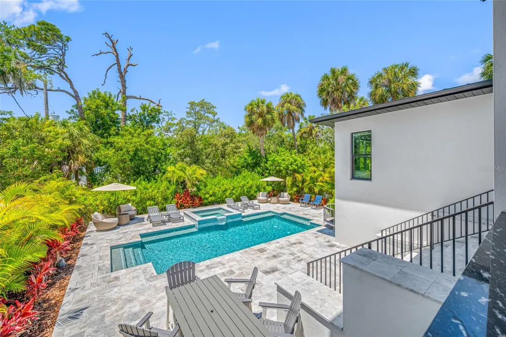 2623 S PARKVIEW STREET Tampa, FL 33629