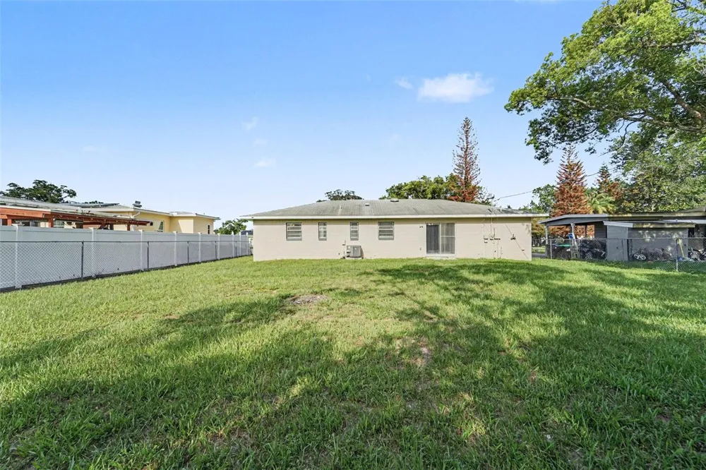 1822 JASPER DRIVE Orlando, FL 32807