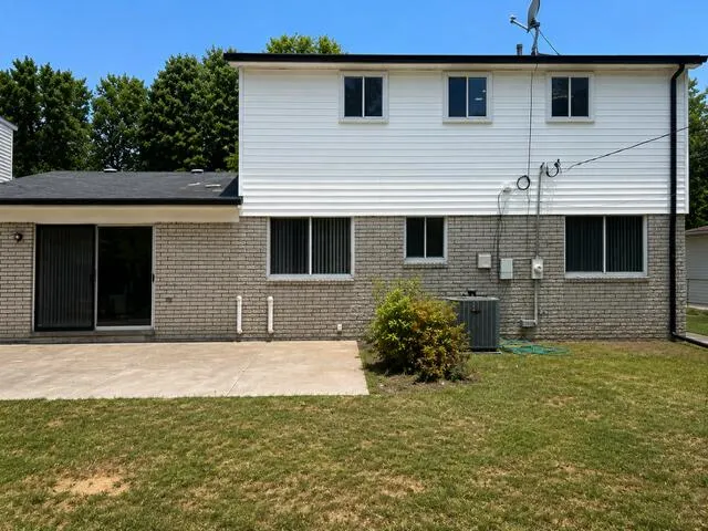 29310 Prestwick Street Southfield, MI 48076