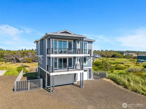 412 Dune Crest Drive
