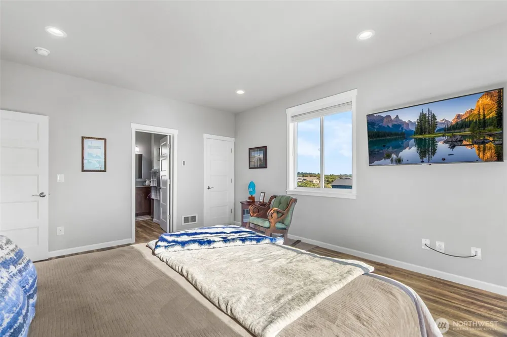 412 Dune Crest Drive Westport, WA 98595