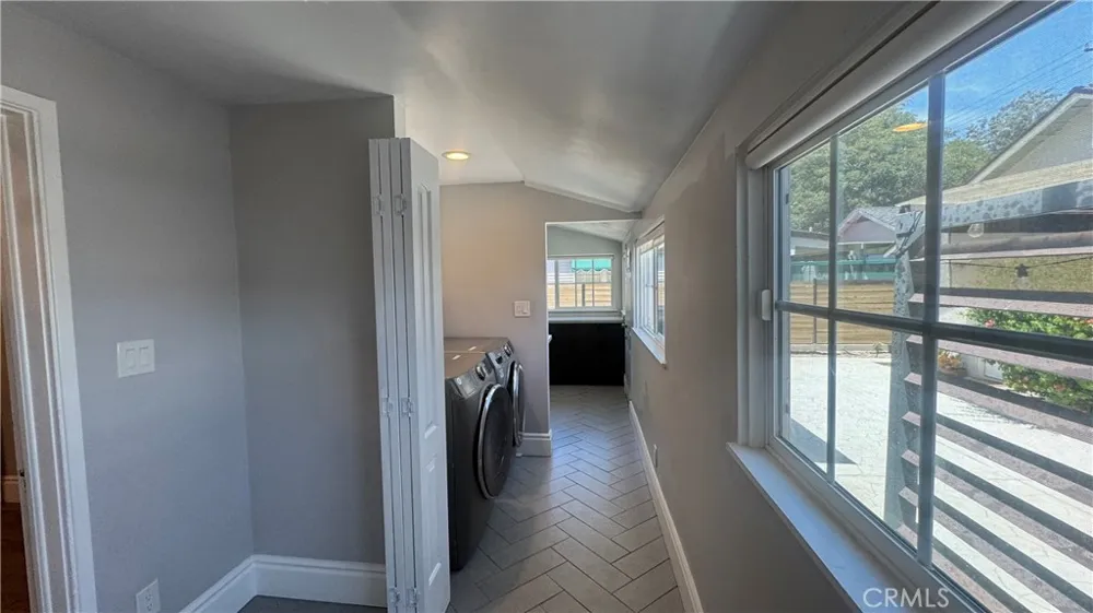 222 S 1st Upland, CA 91786