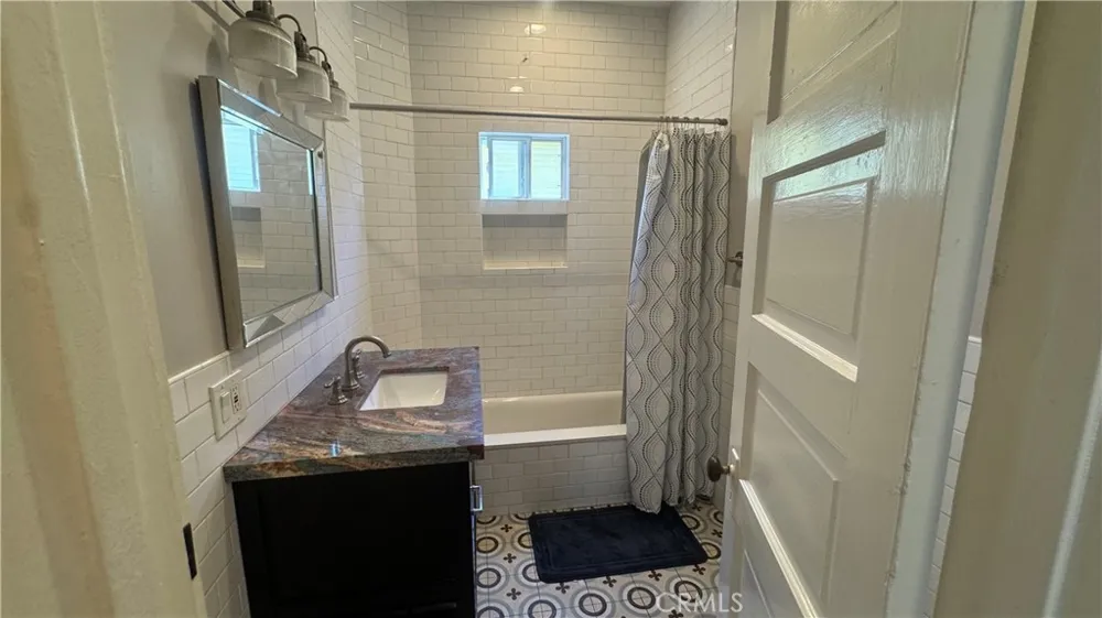 222 S 1st Upland, CA 91786