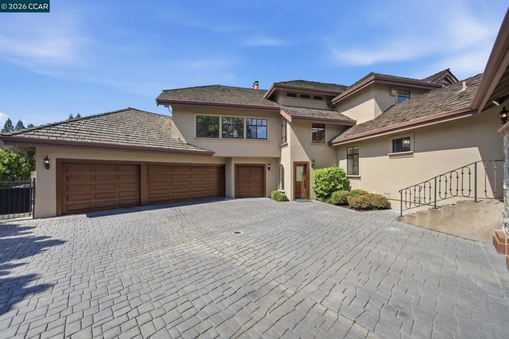51 Red Cypress Ct Danville, CA 94506