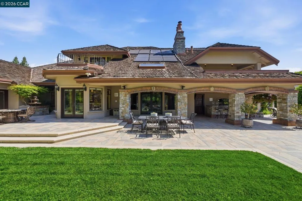51 Red Cypress Ct Danville, CA 94506
