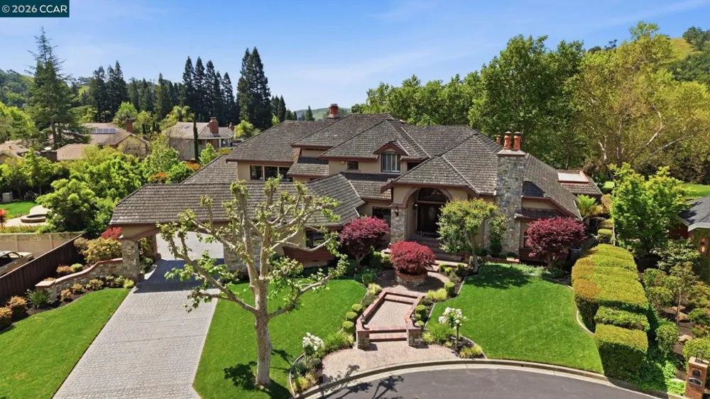 51 Red Cypress Ct Danville, CA 94506