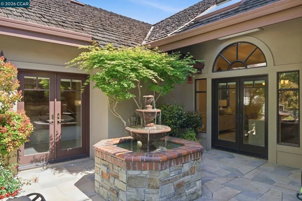 51 Red Cypress Ct Danville, CA 94506
