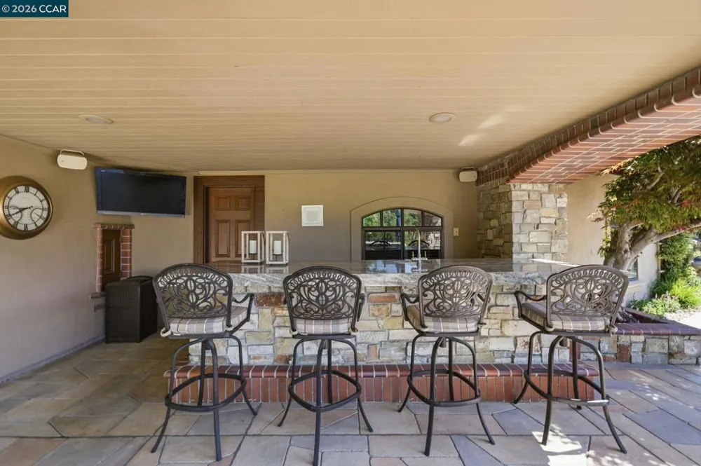 51 Red Cypress Ct Danville, CA 94506