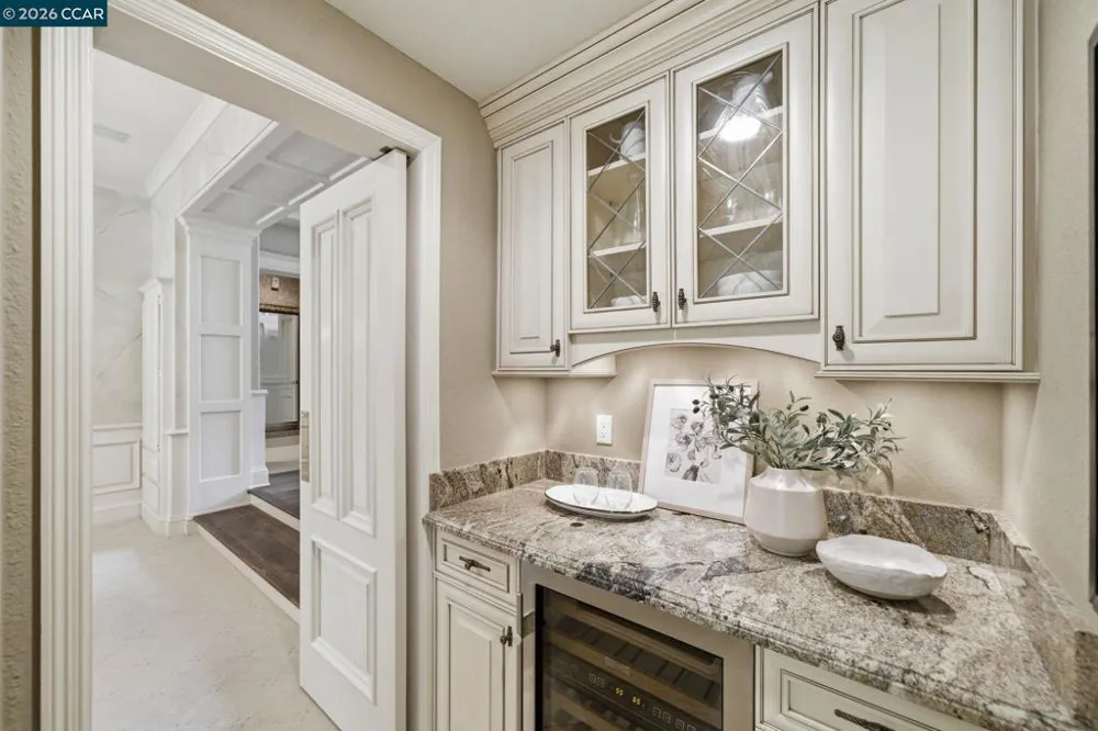 51 Red Cypress Ct Danville, CA 94506