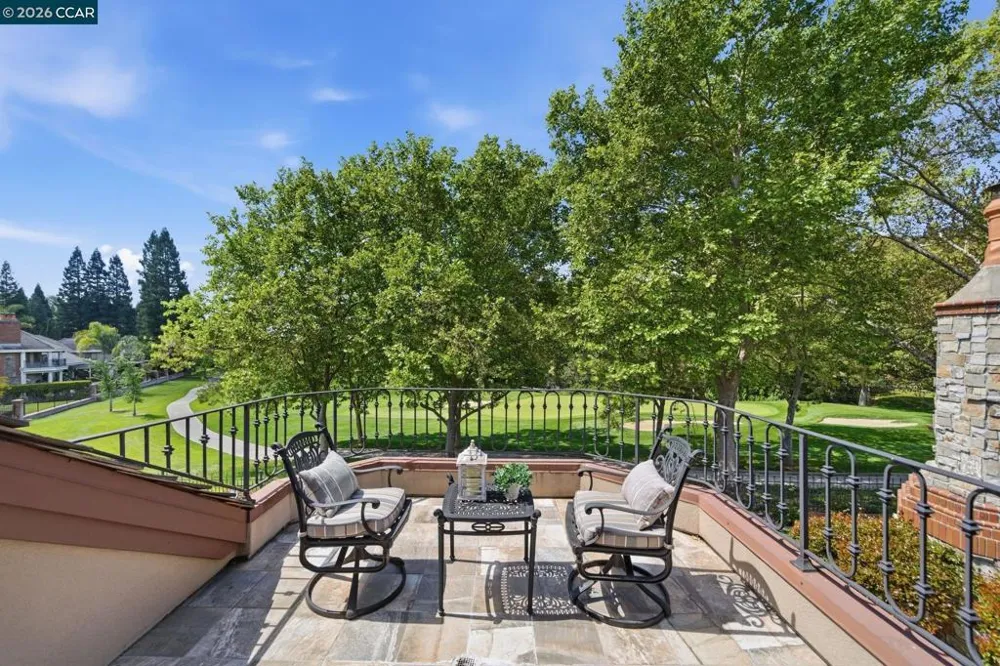 51 Red Cypress Ct Danville, CA 94506