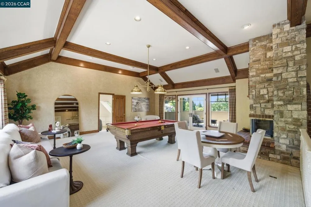 51 Red Cypress Ct Danville, CA 94506