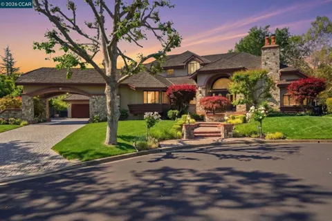 51 Red Cypress Ct