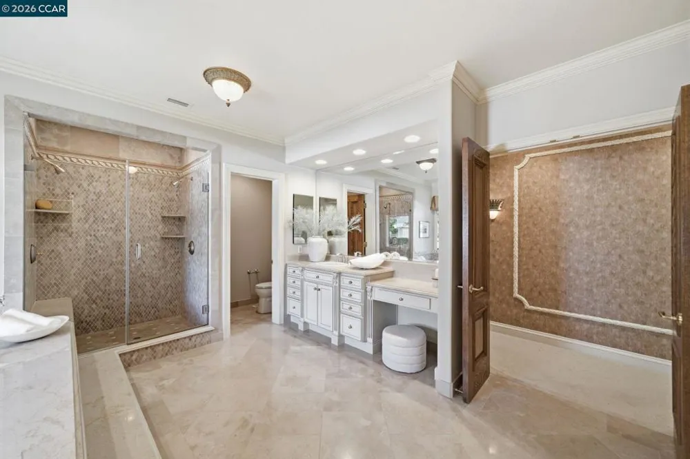 51 Red Cypress Ct Danville, CA 94506