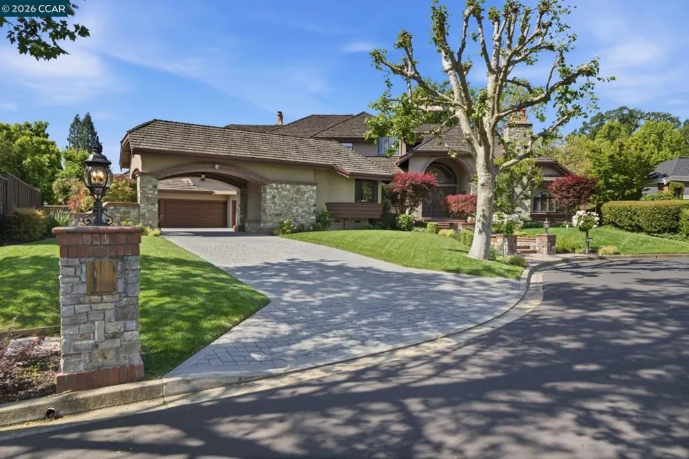 51 Red Cypress Ct Danville, CA 94506