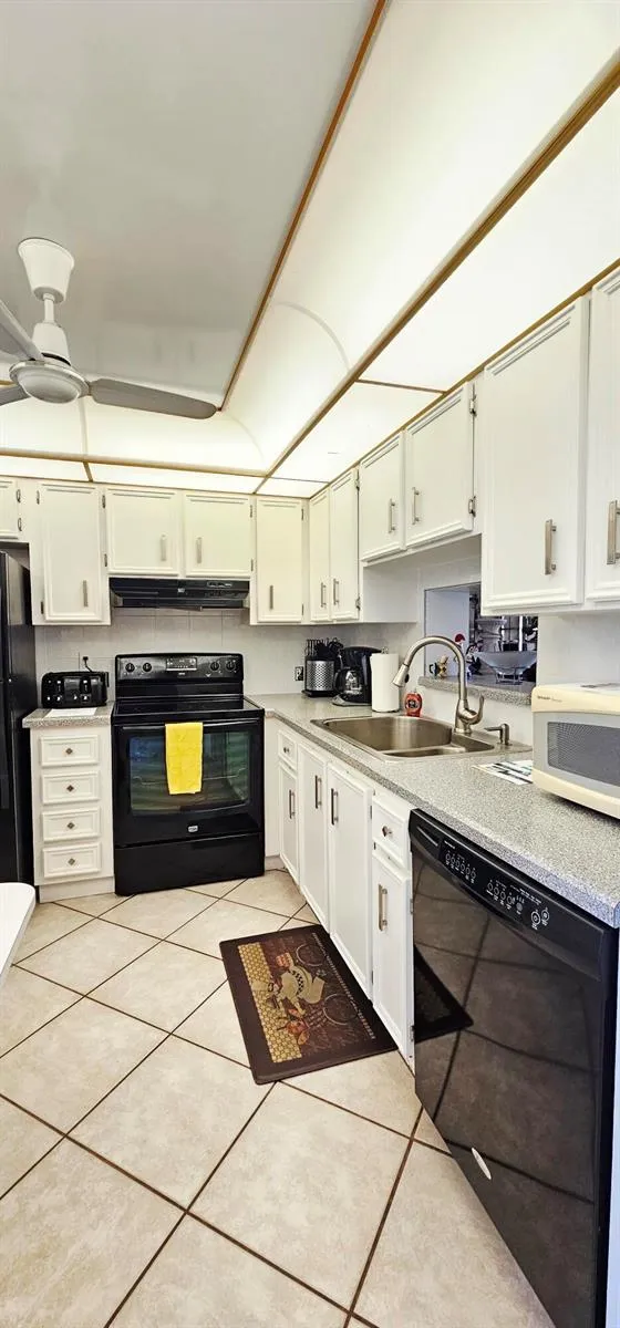 121 SE 3rd Avenue #106 Dania Beach, FL 33004