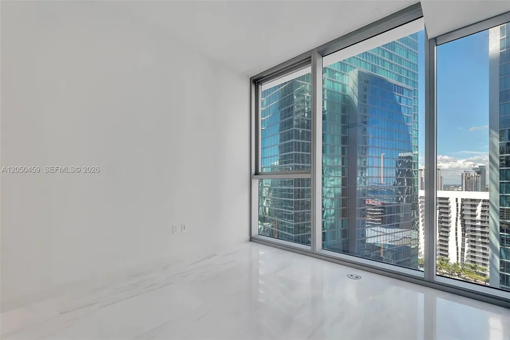 300 Biscayne Boulevard Way #3008W Miami, FL 33131