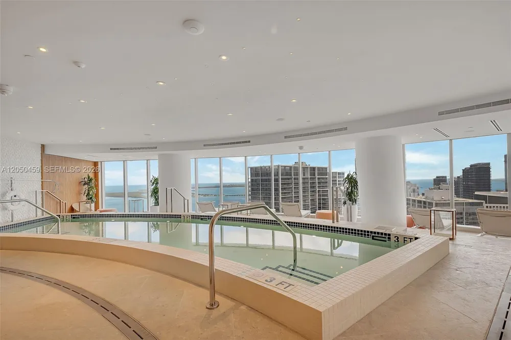 300 Biscayne Boulevard Way #3008W Miami, FL 33131