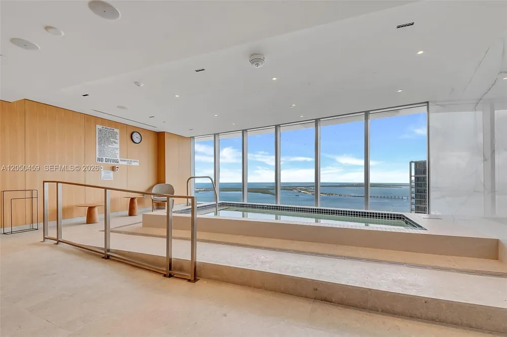 300 Biscayne Boulevard Way #3008W Miami, FL 33131