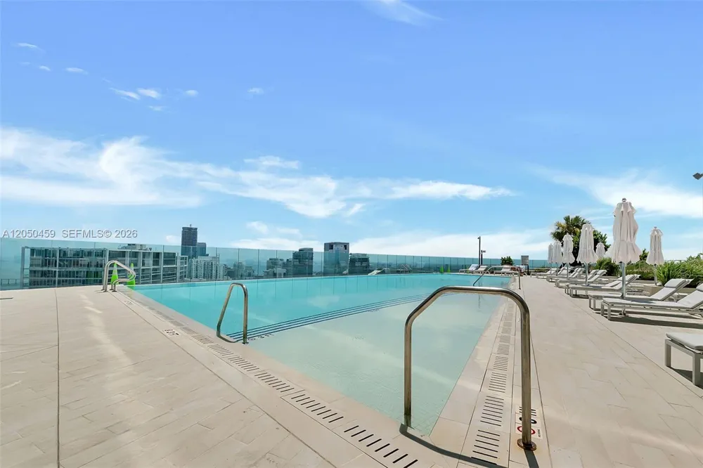 300 Biscayne Boulevard Way #3008W Miami, FL 33131