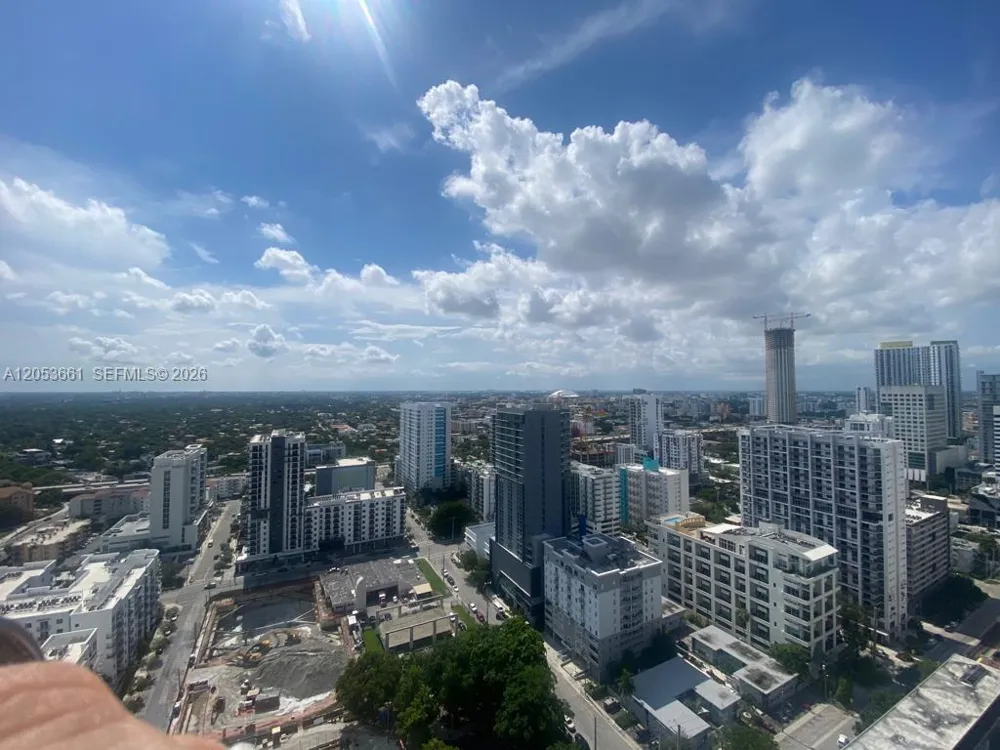 79 SW 12th St #3312-S Miami, FL 33130