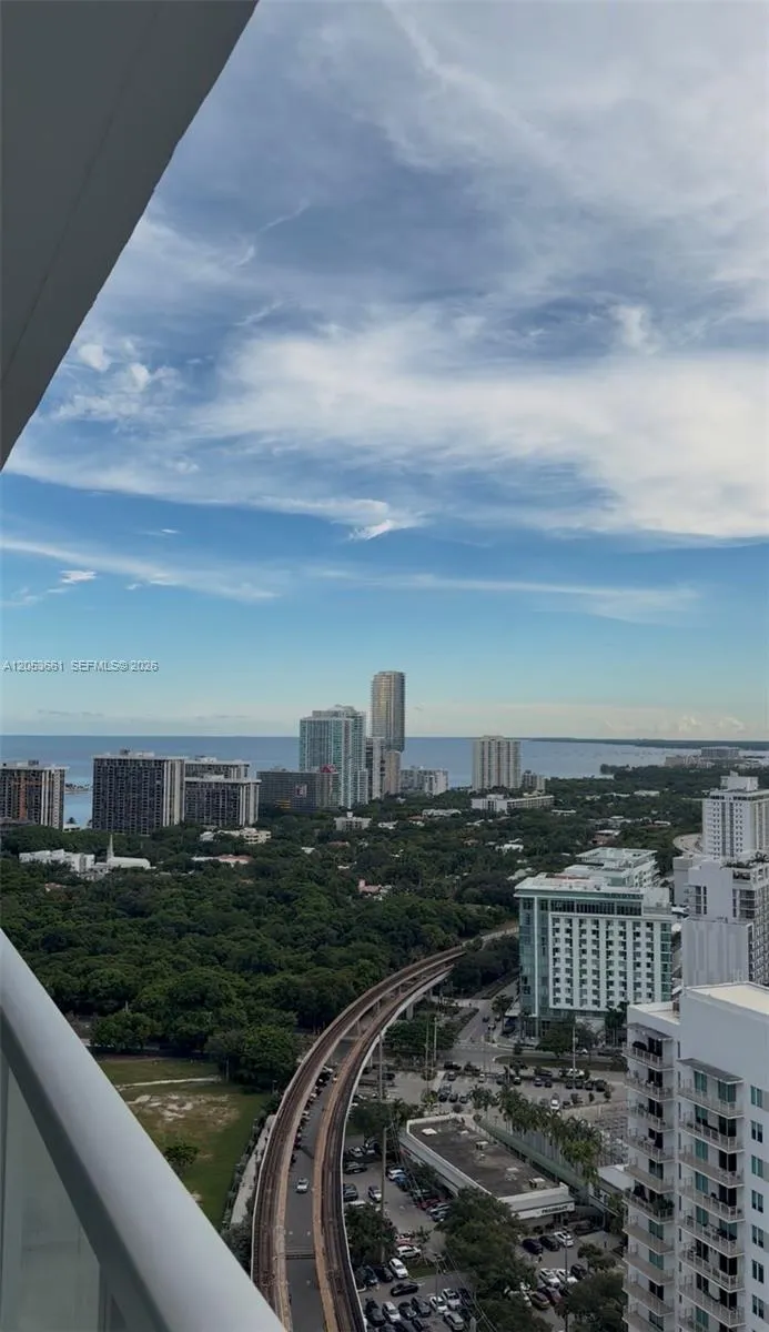 79 SW 12th St #3312-S Miami, FL 33130