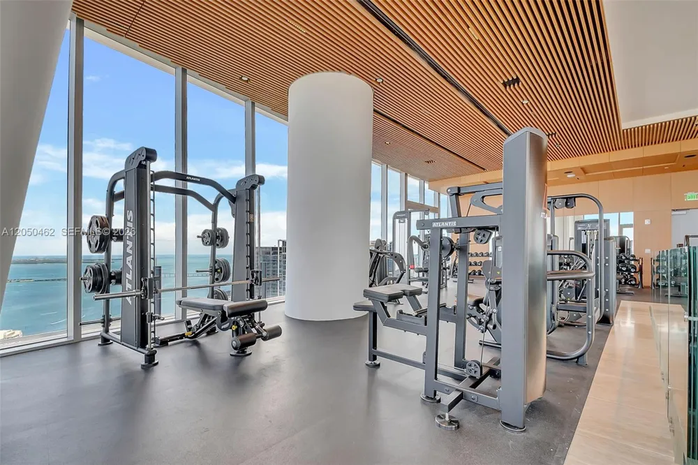300 Biscayne Boulevard Way #3008W Miami, FL 33131