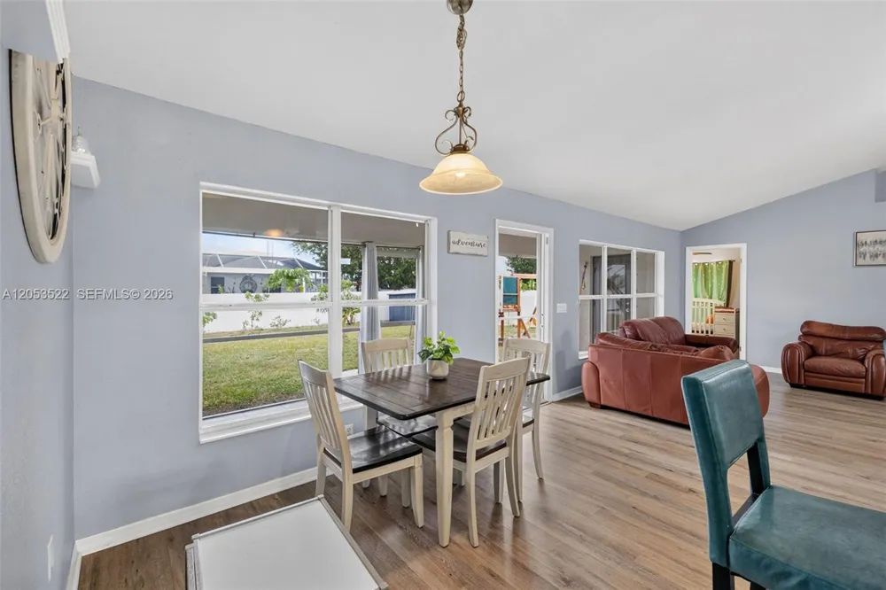 1020 NW 14th St Cape Coral, FL 33993