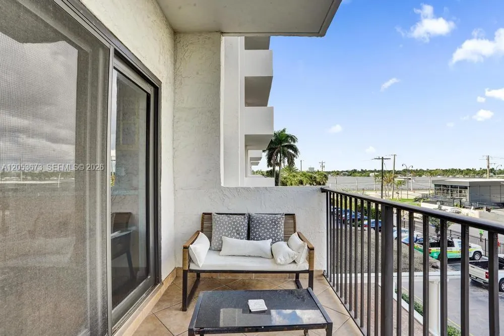 1201 S Ocean Dr #310N Hollywood, FL 33019